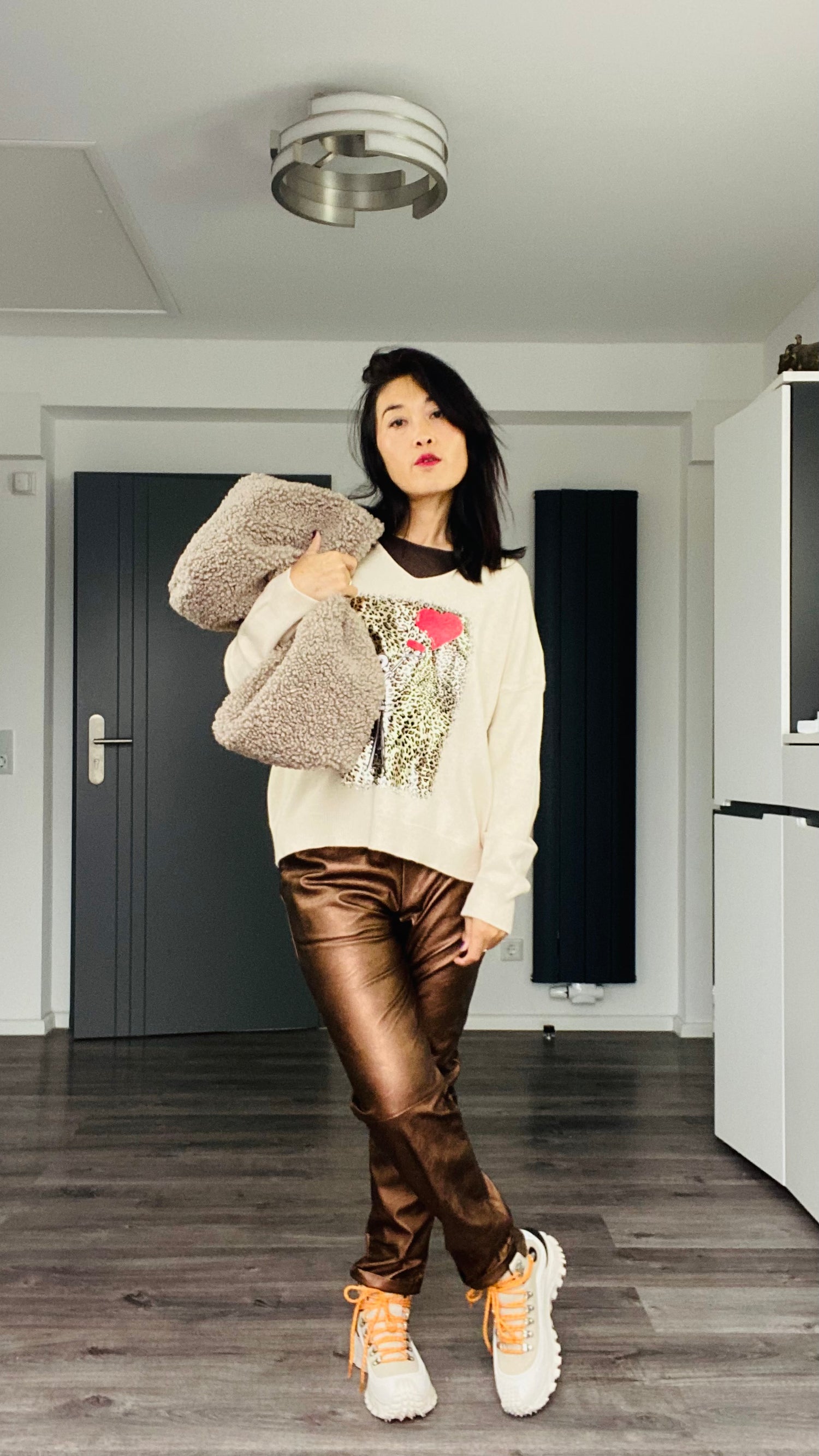 Treddyfell- Handtasche in XXL ideal für Herbst/winter 2024