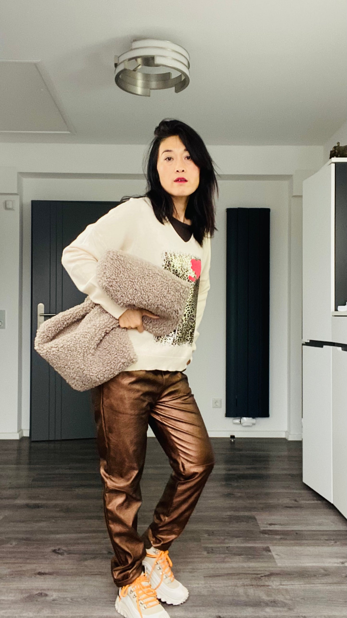 Treddyfell- Handtasche in XXL ideal für Herbst/winter 2024