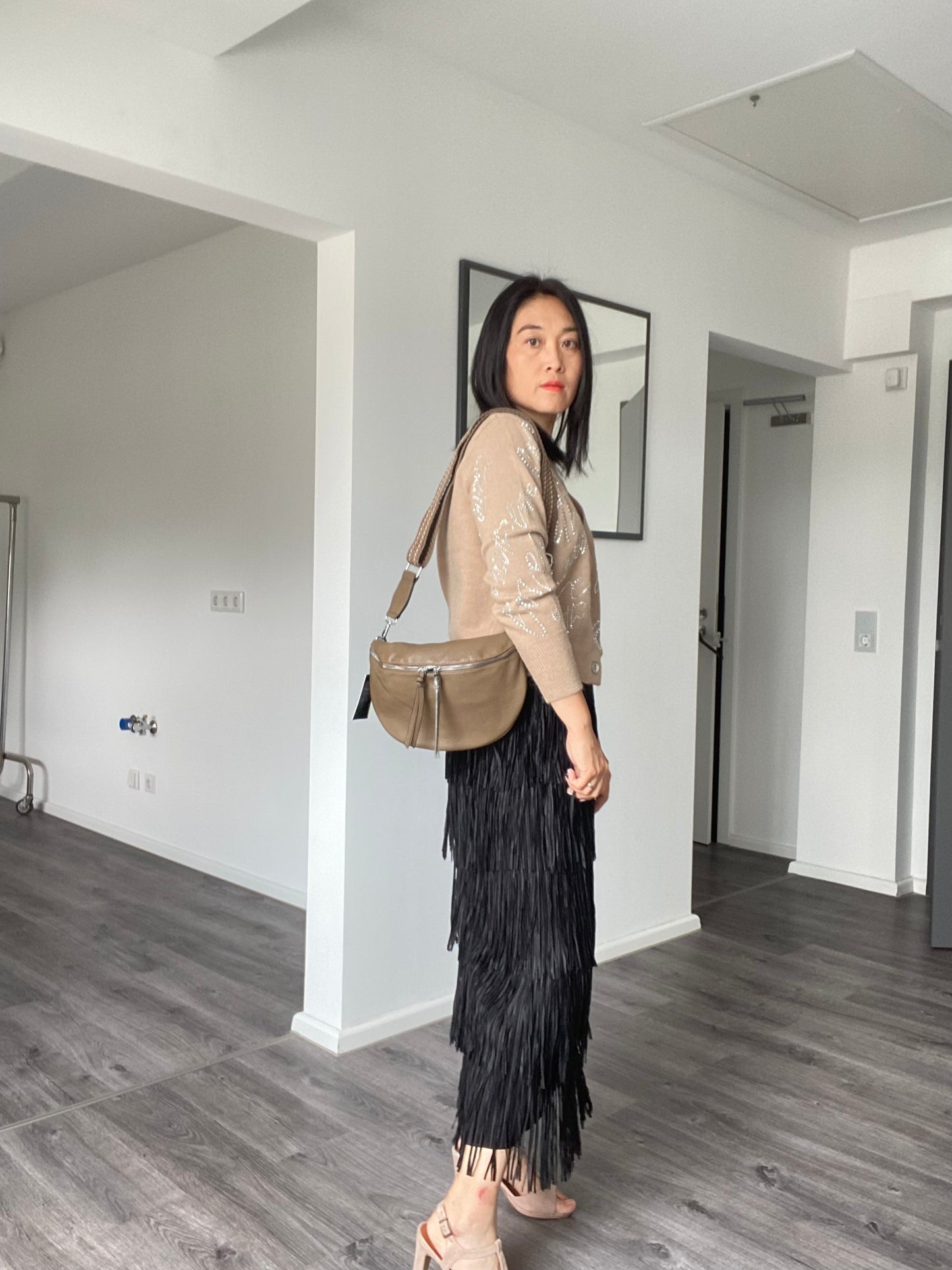 Neue Herbst /Winter 2023 Damen crossbody bag-Schultasche-Bauchtasche-Umhängetasche In Taupe