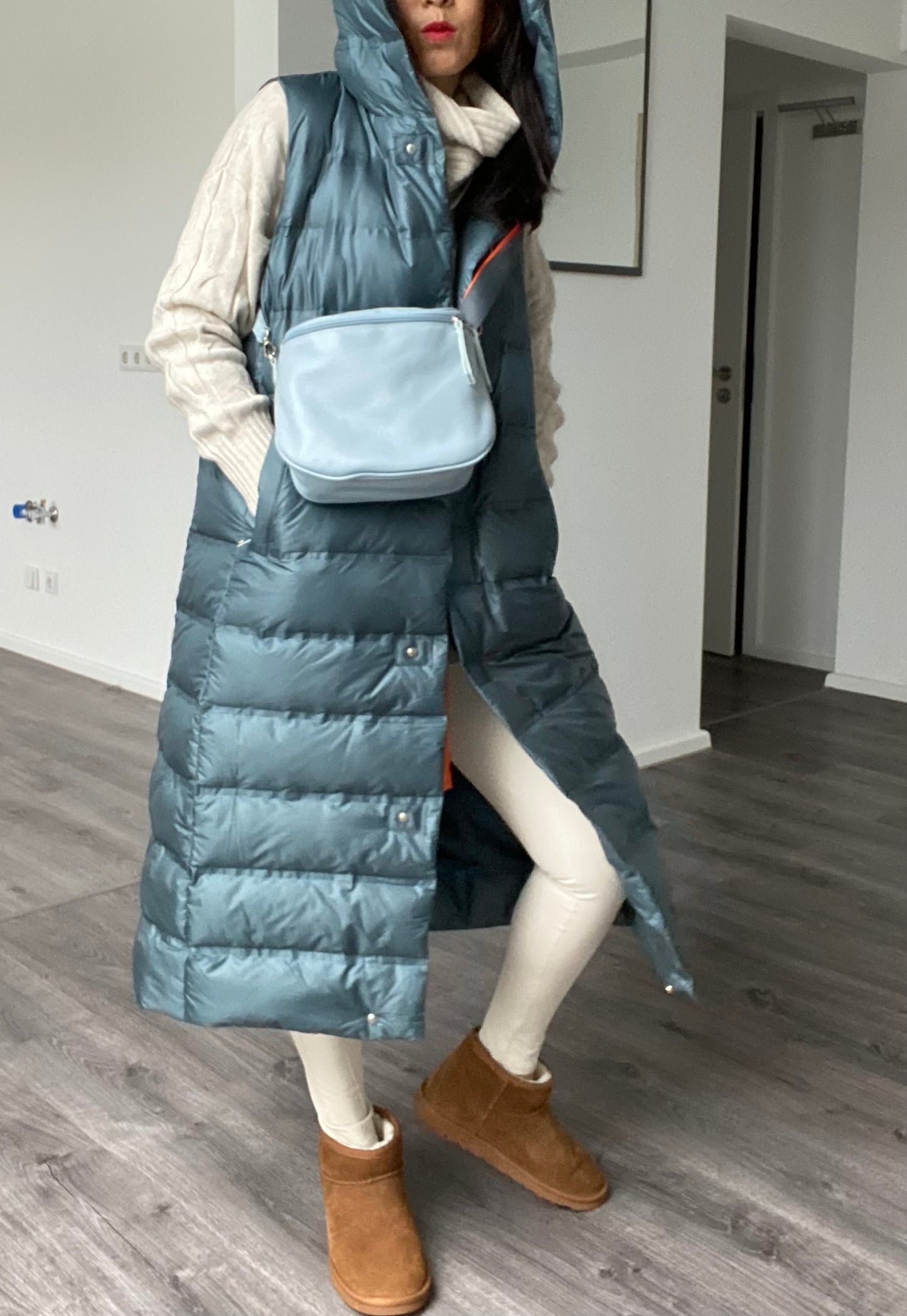 Damen Umhängetasche-Schultertasche-Bauchtasche mit vielem Stauraum aus Leder