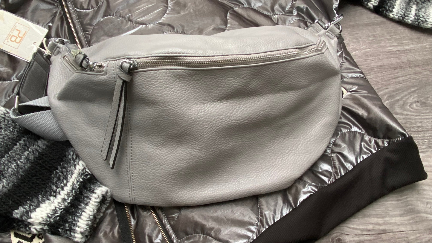 XXL Tasche -crossbody bag -Bauchtasche -Umhängetasche in Hellgrau