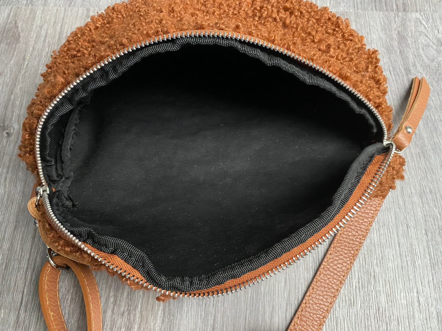 Damen Teddyplüsch /Kunstfell -Umhängetasche-Bauchtasche-Crossbody bag