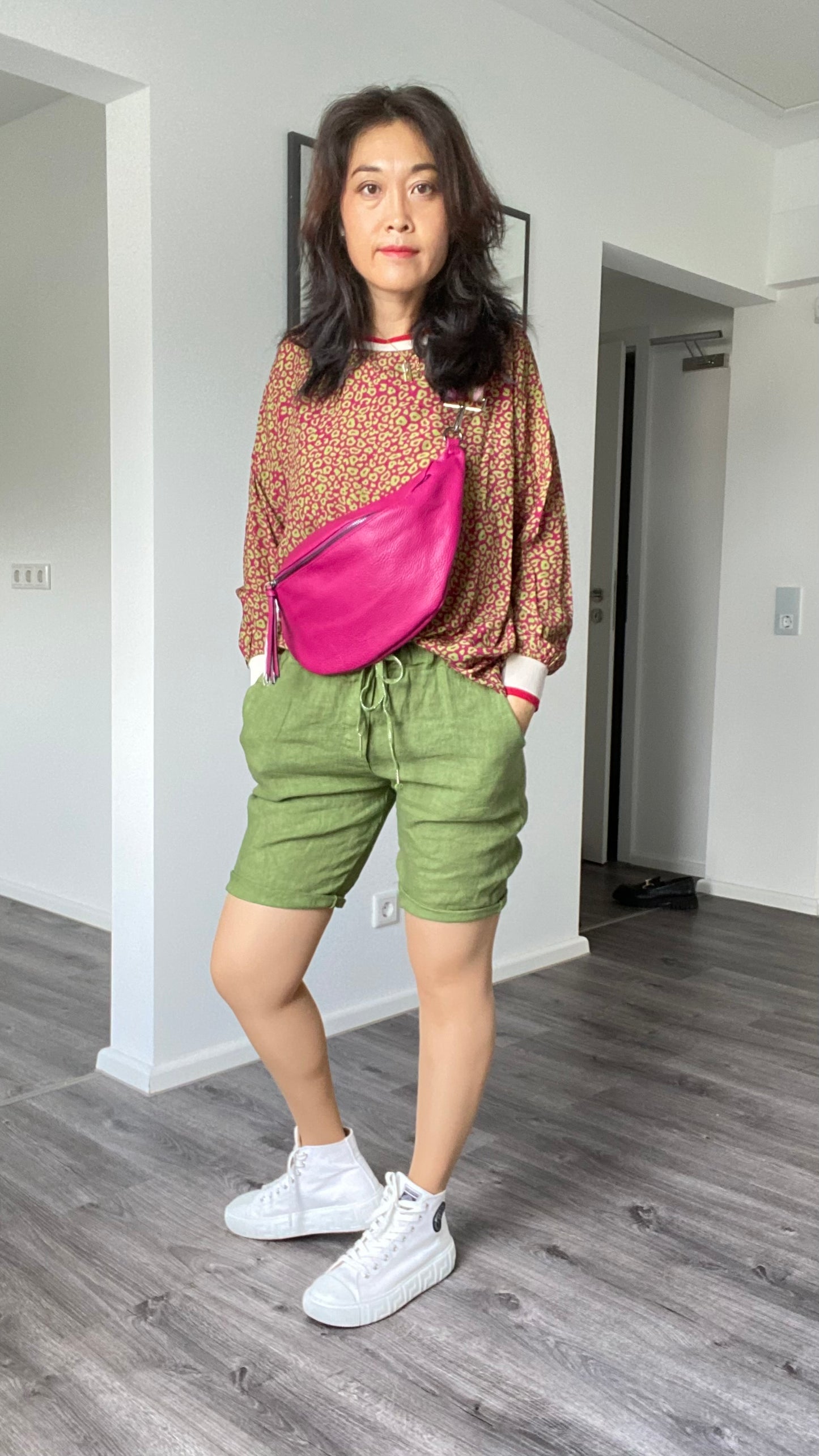 Damen Bauchtasche / Hüfttasche/ Umhängetasche/ Cross Body Bag in Pink (rot-Pink)