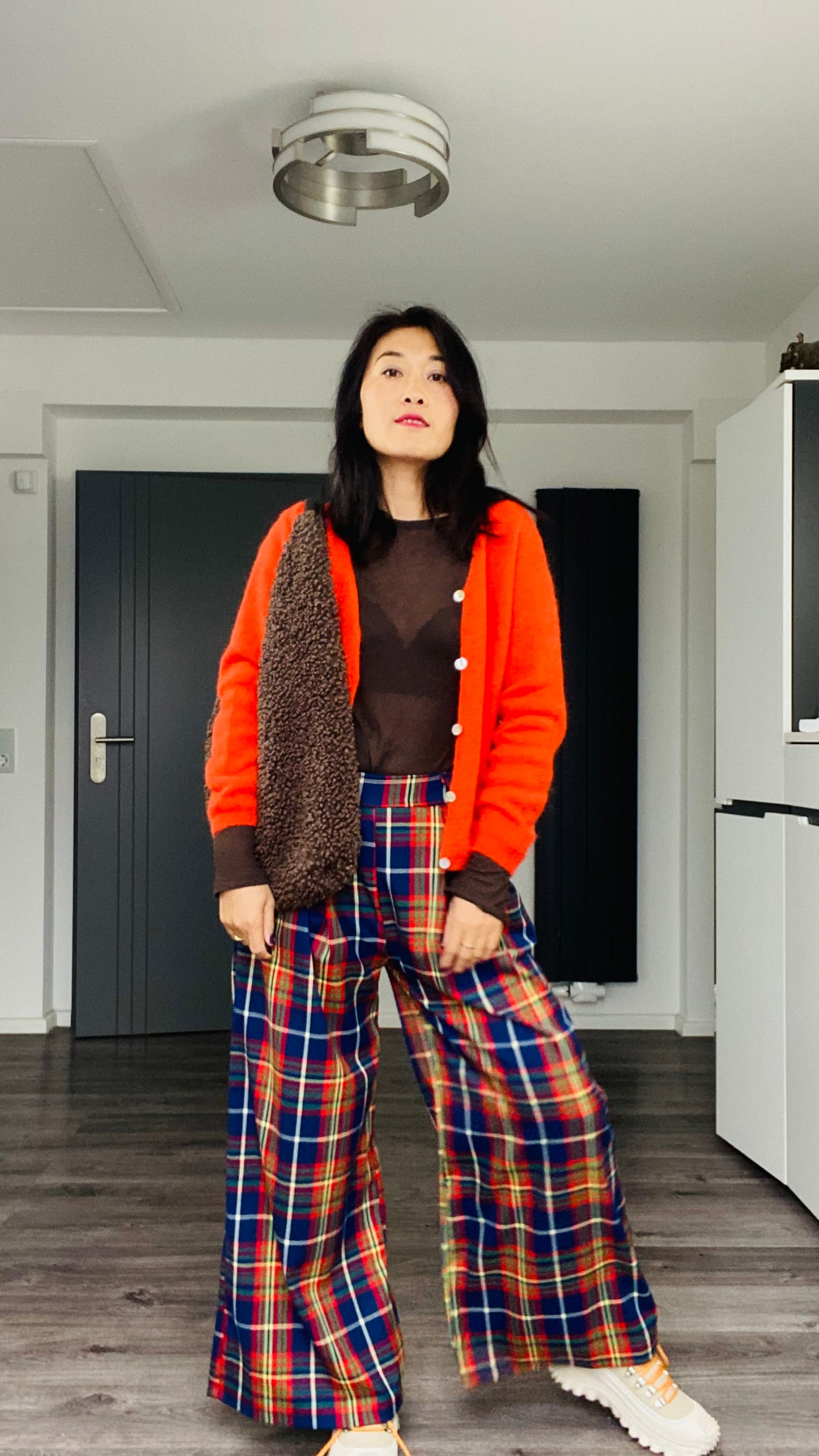 Damen Umhängetasche für Winter 2025 XXL Teddy Material in Braun