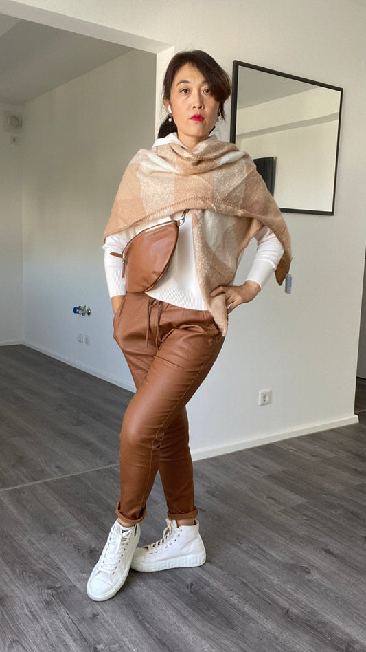 Bauchtasche-crossbody-Schultertasche-Hüfftasche -echtes Leder  -In camel