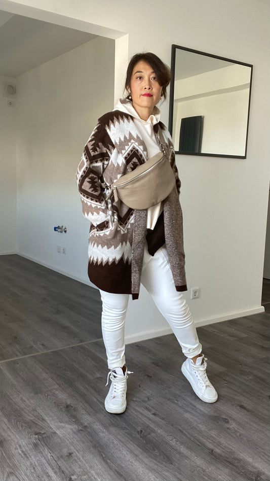 Bauchtasche-crossbody-Schultertasche-Hüfftasche -echtes Leder -In Taupe