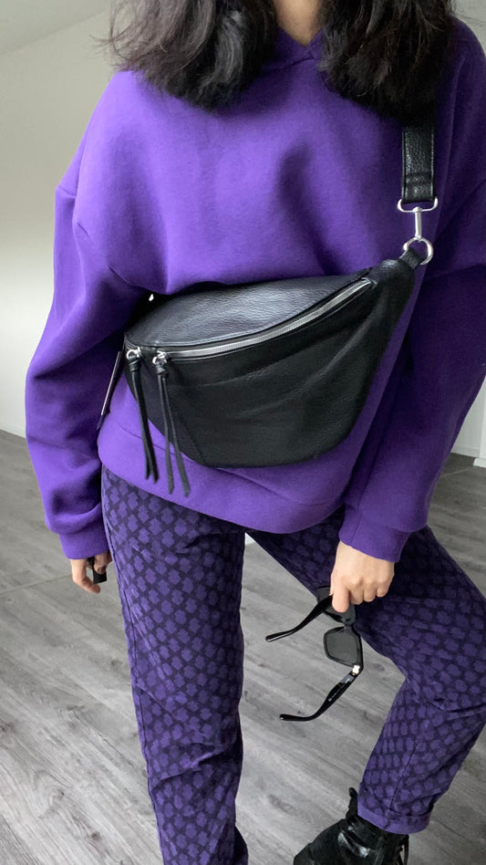 Umhängetasche-crossbody bag -Schultertasche praktisch für Unterwegs in Schwarz