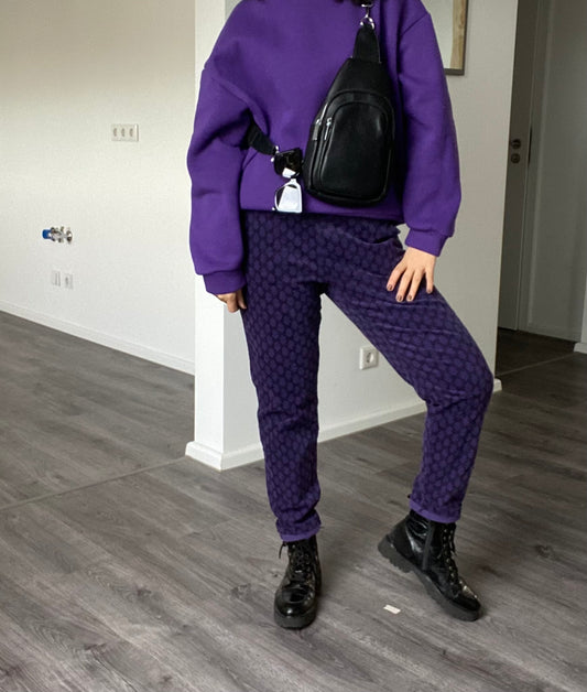 Universe Umhängetasche/Bauchtasche /Handytasche in Schwarz