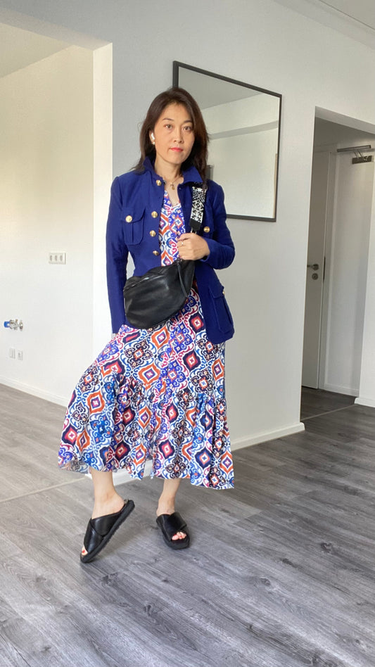 Damen Bauchtasche / Hüfttasche/ Umhängetasche/ Cross Body Bag in Schwarz