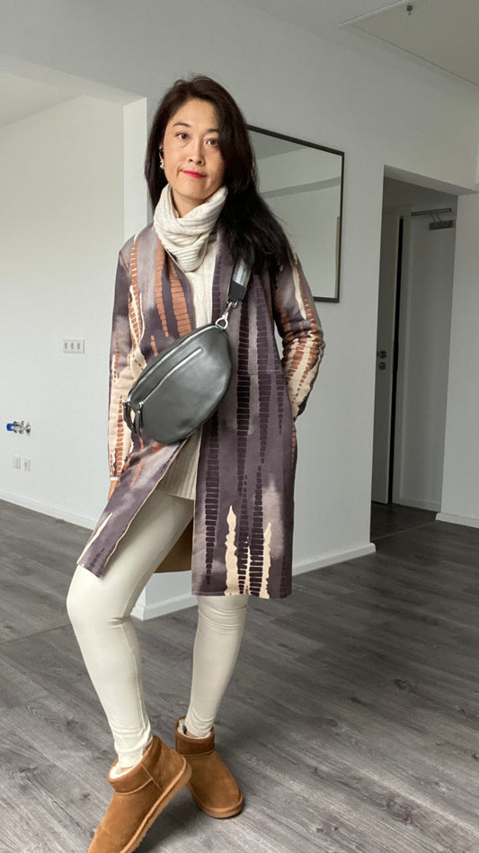 Umhängtasche- Crossbody bag-Brusttasche aus Echtleder +Doppel Fächer in Grau